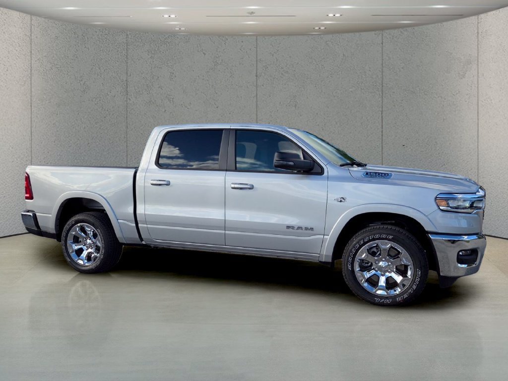 New 2027 Silver Zynith Exterior Paint RAM Big Horn image 3