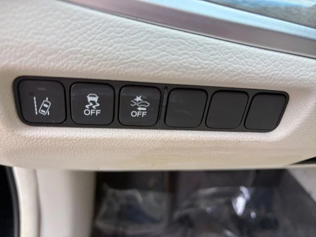 Certified Used 2020 Black Acura Technology image 17