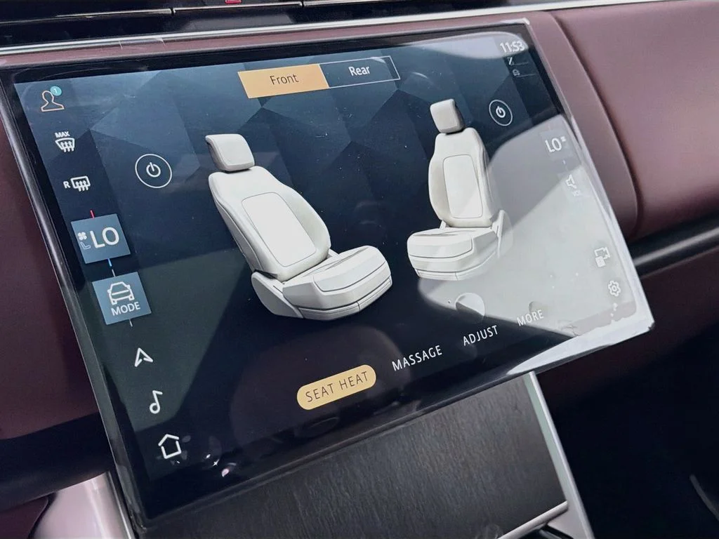 New 2026 Ostuni Pearl White Land Rover SE image 21
