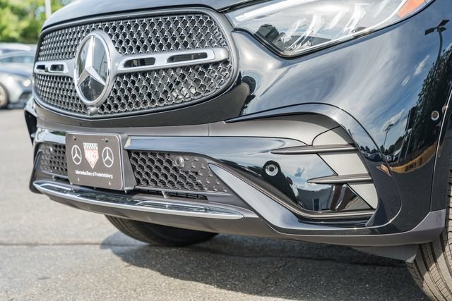 New 2027 Black Mercedes-Benz GLC 300 Coupe image 60