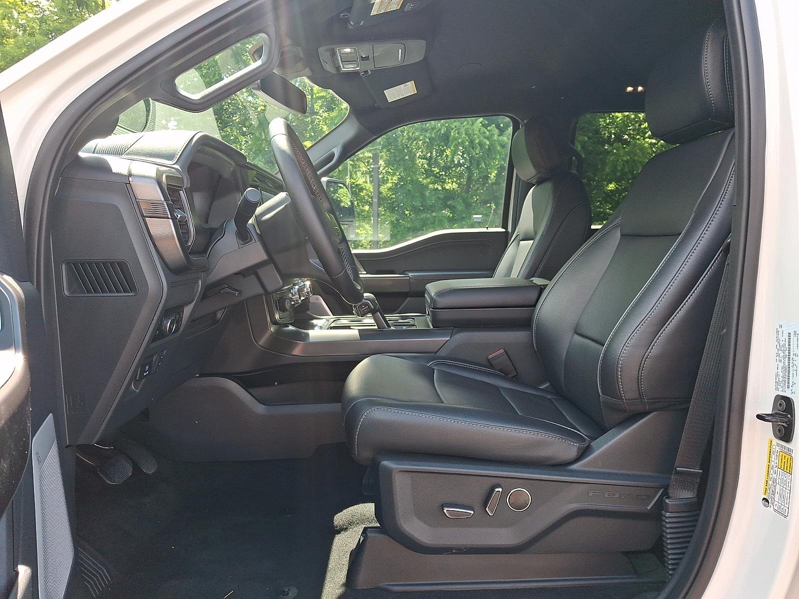 Used 2025 Star White FORD TRUCK LARIAT image 13