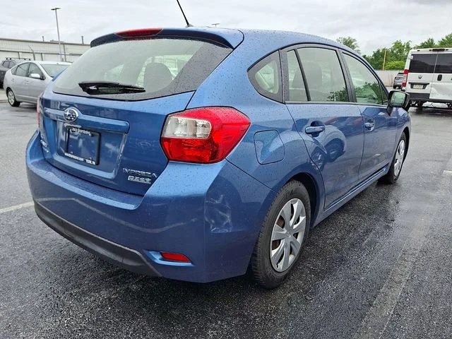 Used 2016 Blue Subaru 2.0i image 9