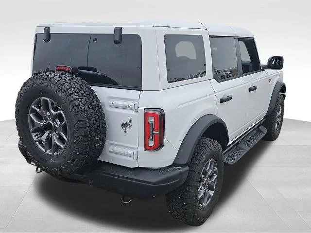 New 2025 Oxford White Ford Badlands® image 69