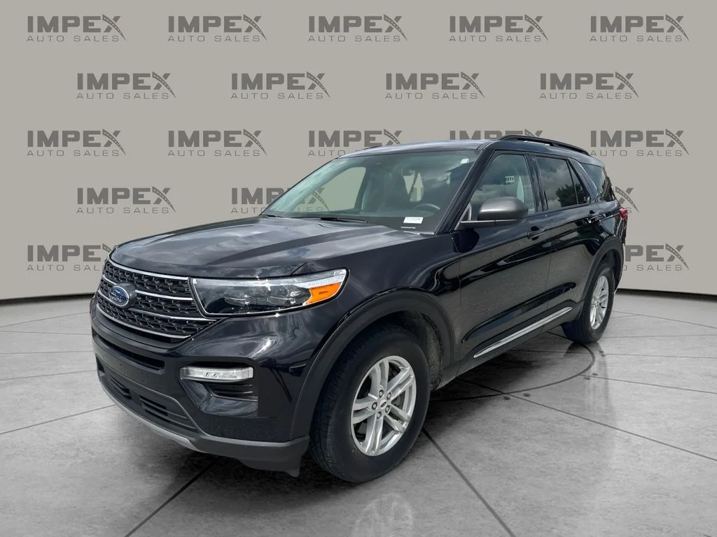 Used 2023 Black Ford XLT image 1