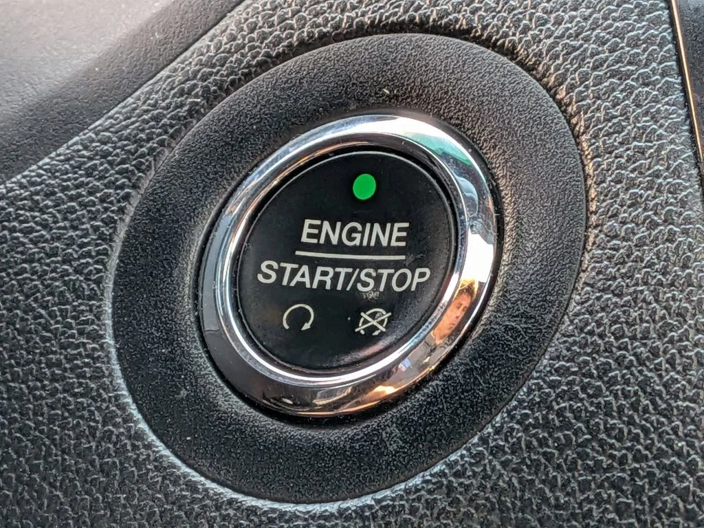 Used 2016 Red Ford Sport image 15