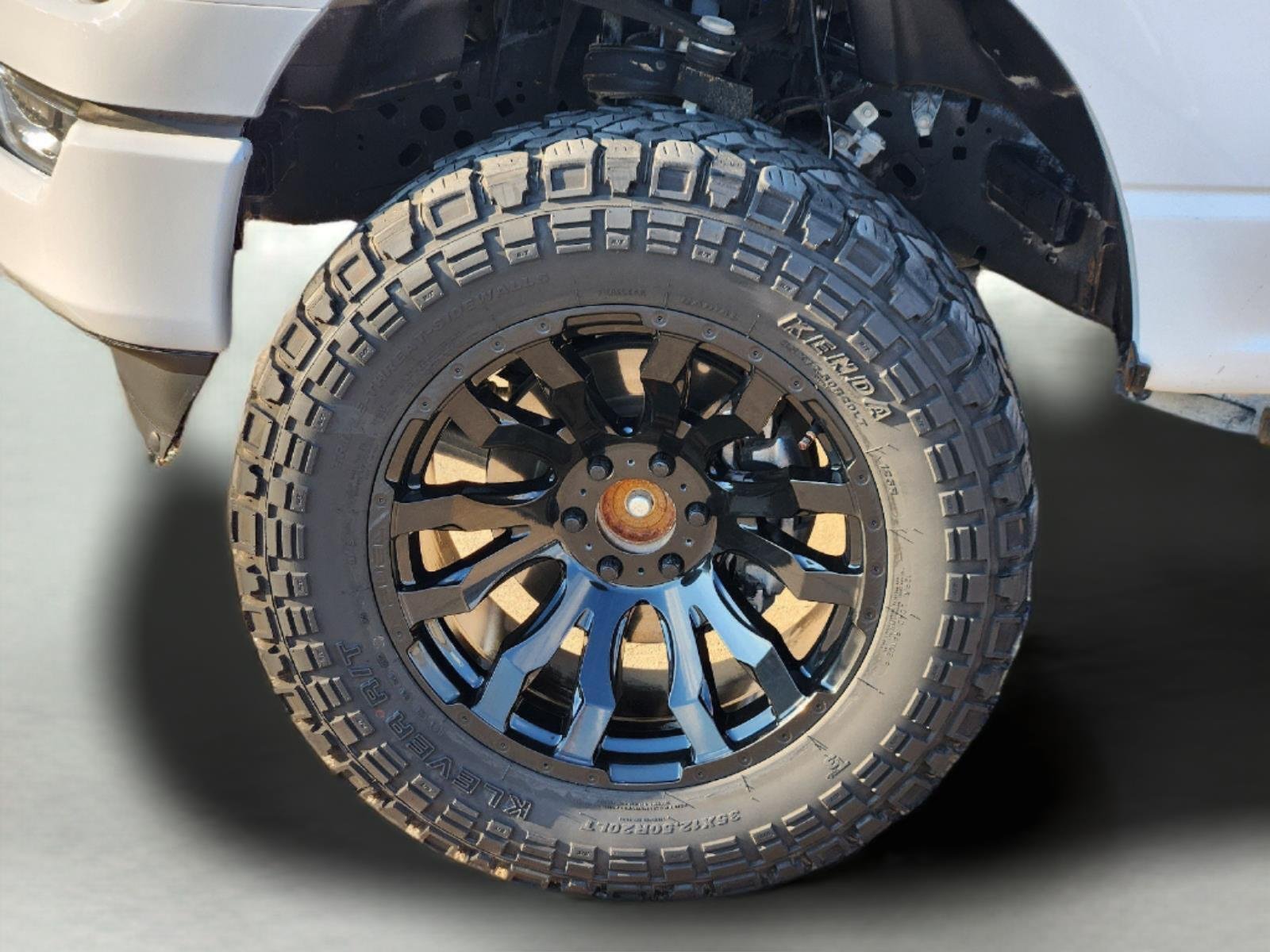 Used 2022 Oxford White Ford XL image 9