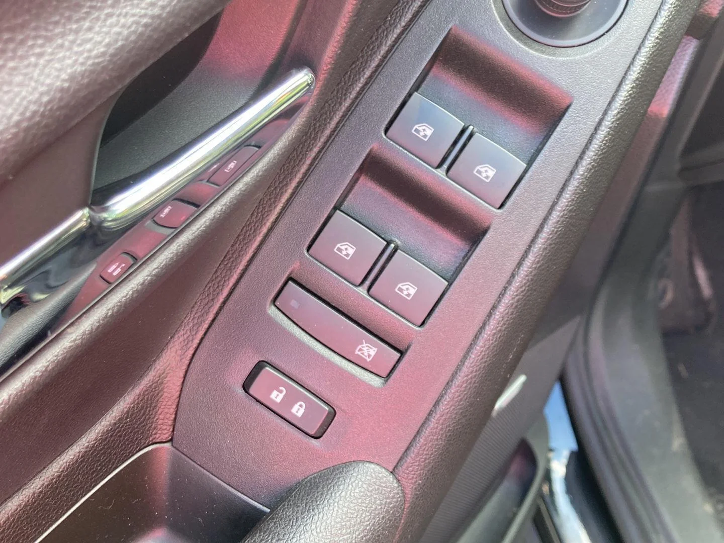 Used 2019 MOSAIC BLACK METALLIC Chevrolet LT image 11