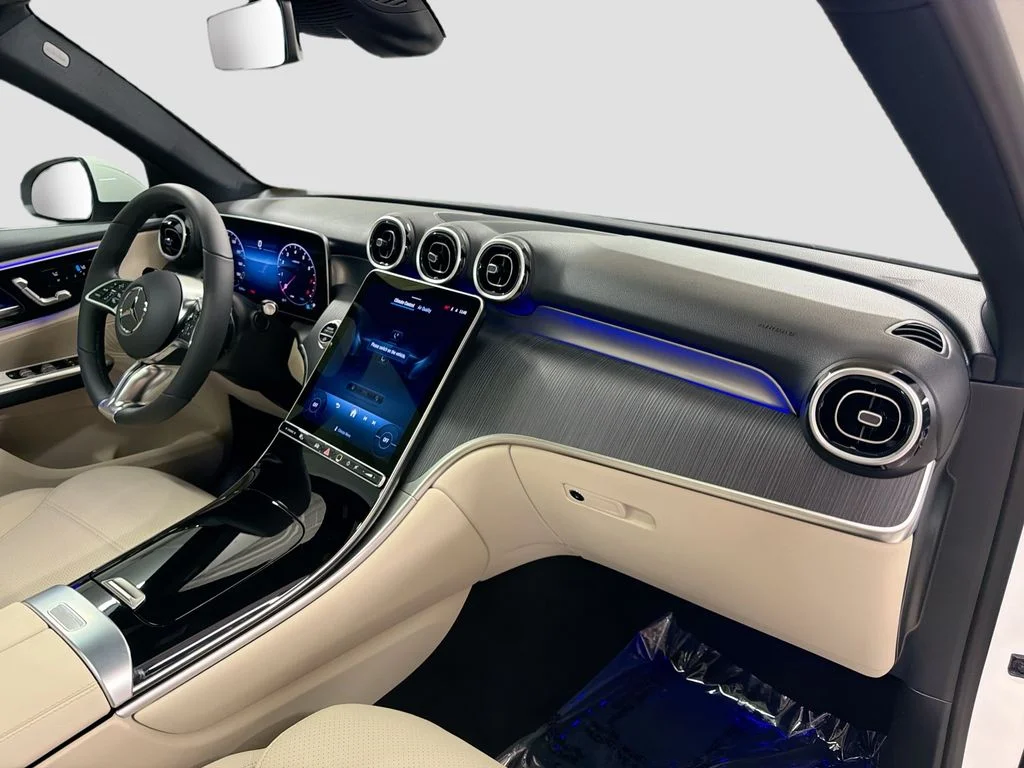 New 2026  Mercedes-Benz GLC 300 image 29