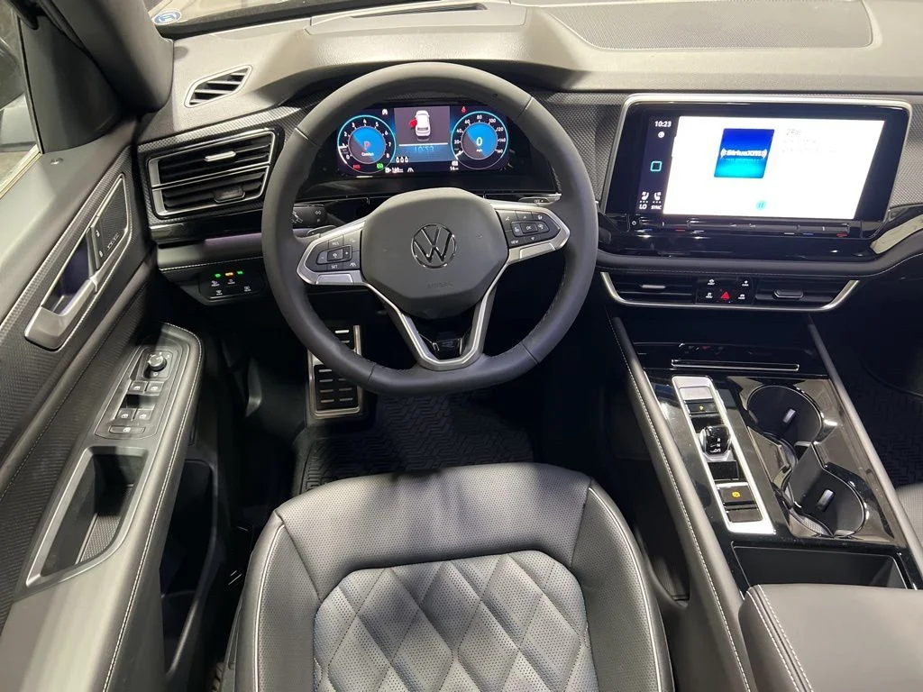2026 Volkswagen Atlas Cross Sport SEL Premium R-LINE - Photo 13