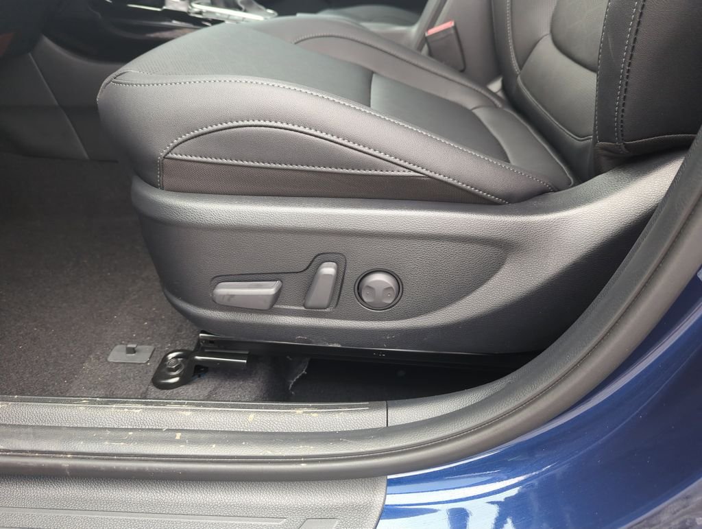 New 2026 Dark Ocean Blue Kia EX image 13