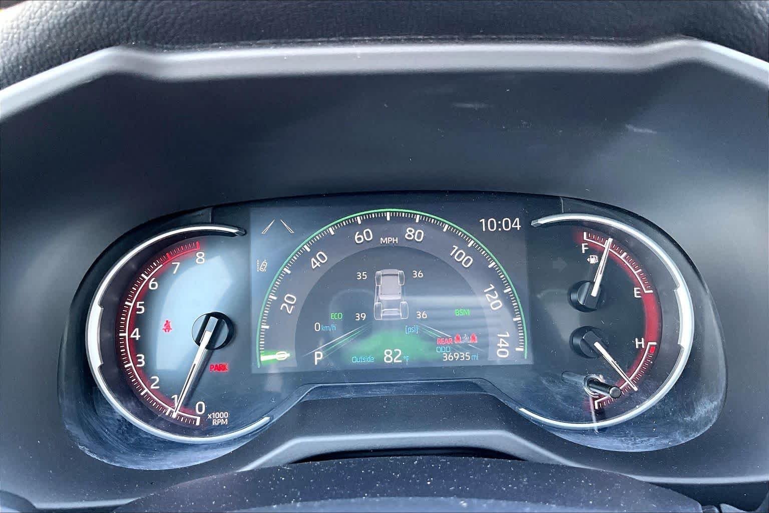 Used 2025 Ice Cap Toyota XLE image 25
