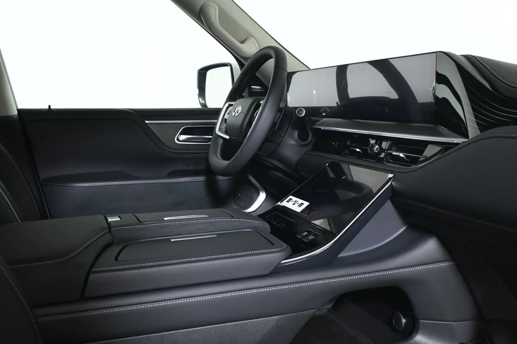 New 2027 White INFINITI LUXE image 36