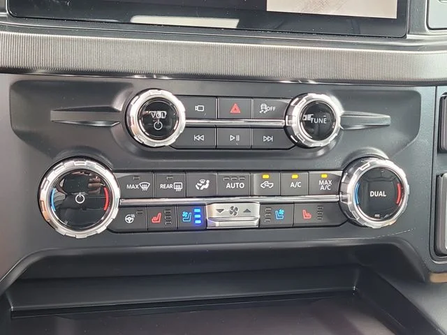 New 2026 Avalanche Ford Platinum image 26