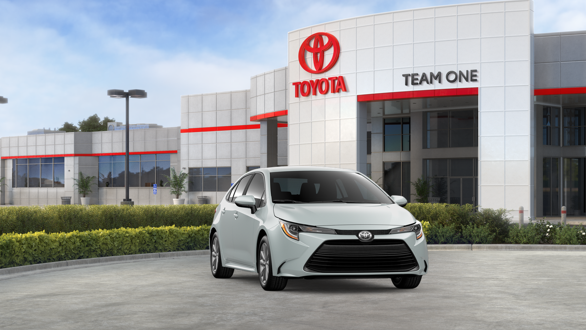 New 2026 Wind Chill Pearl Toyota LE image 72