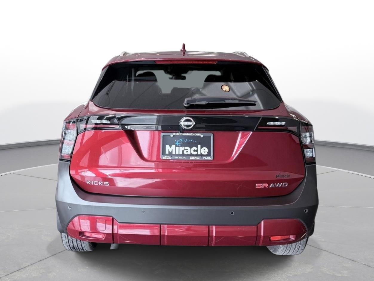 Used 2025 Scarlet Ember Tintcoat Nissan SR image 13