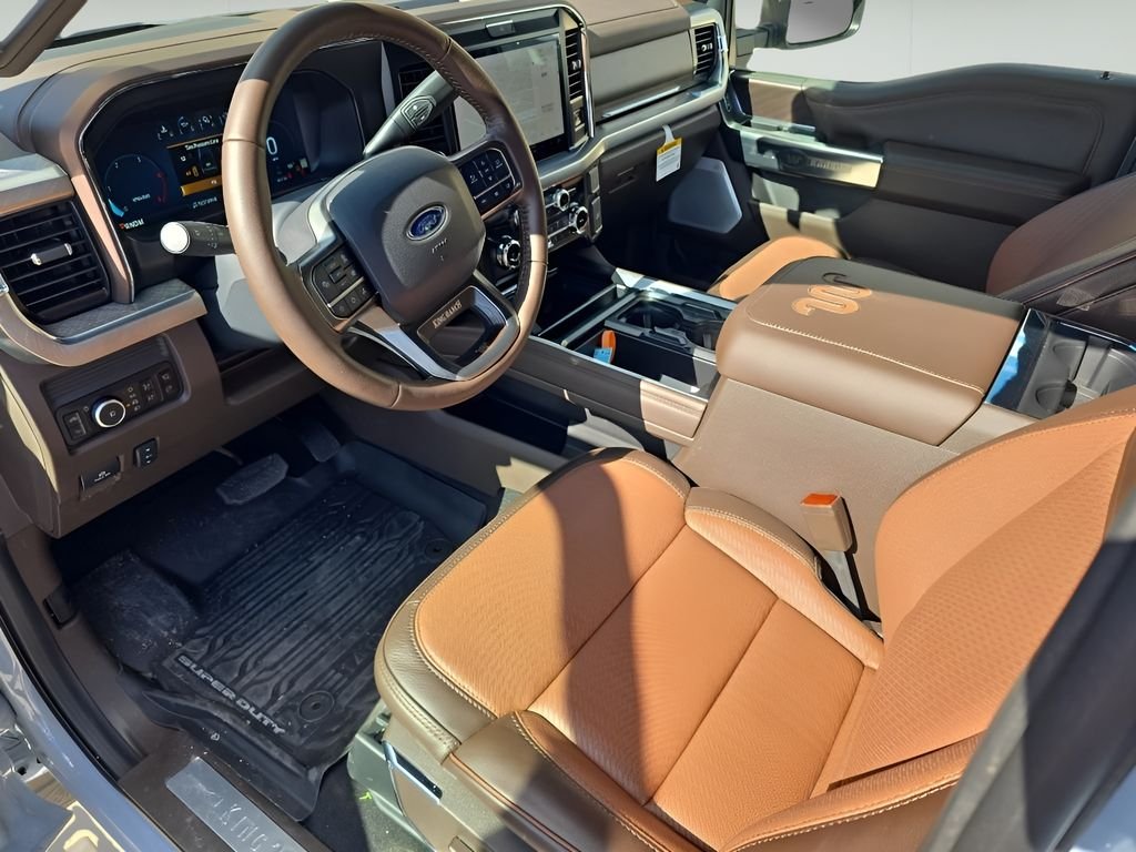 New 2026 Glacier Gray Metallic Tri-Coat Ford F-250® King Ranch® image 9