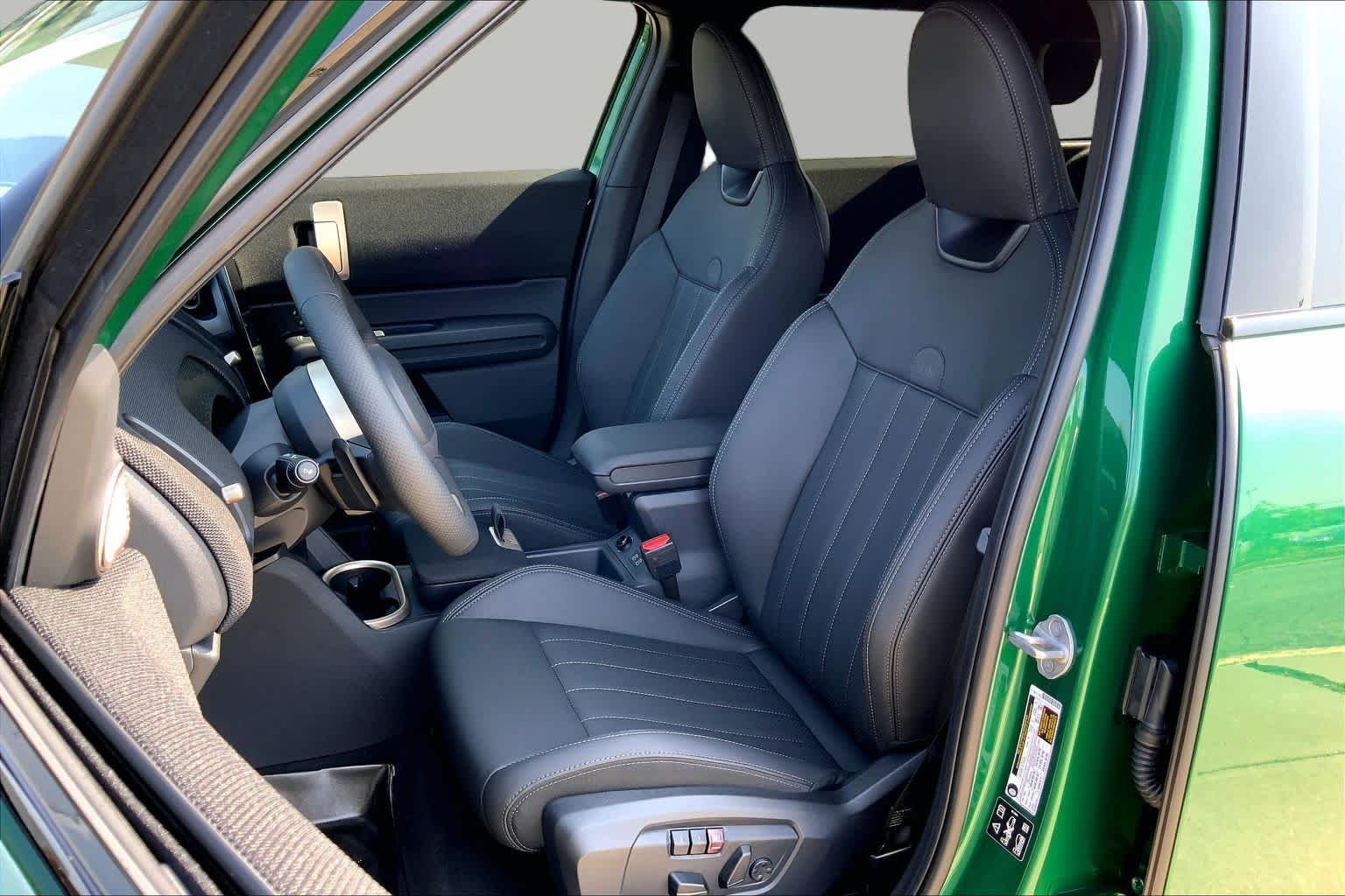 New 2027 British Racing Green IV Metallic MINI Iconic image 9