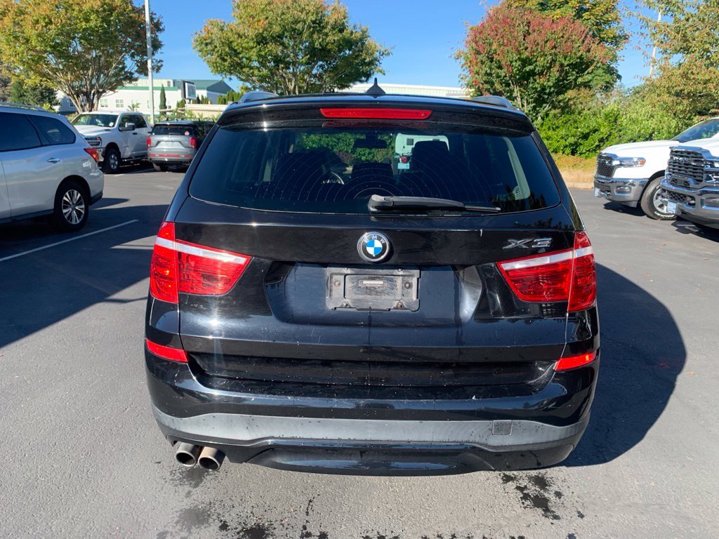 Used 2017 Black BMW xDrive28i image 3