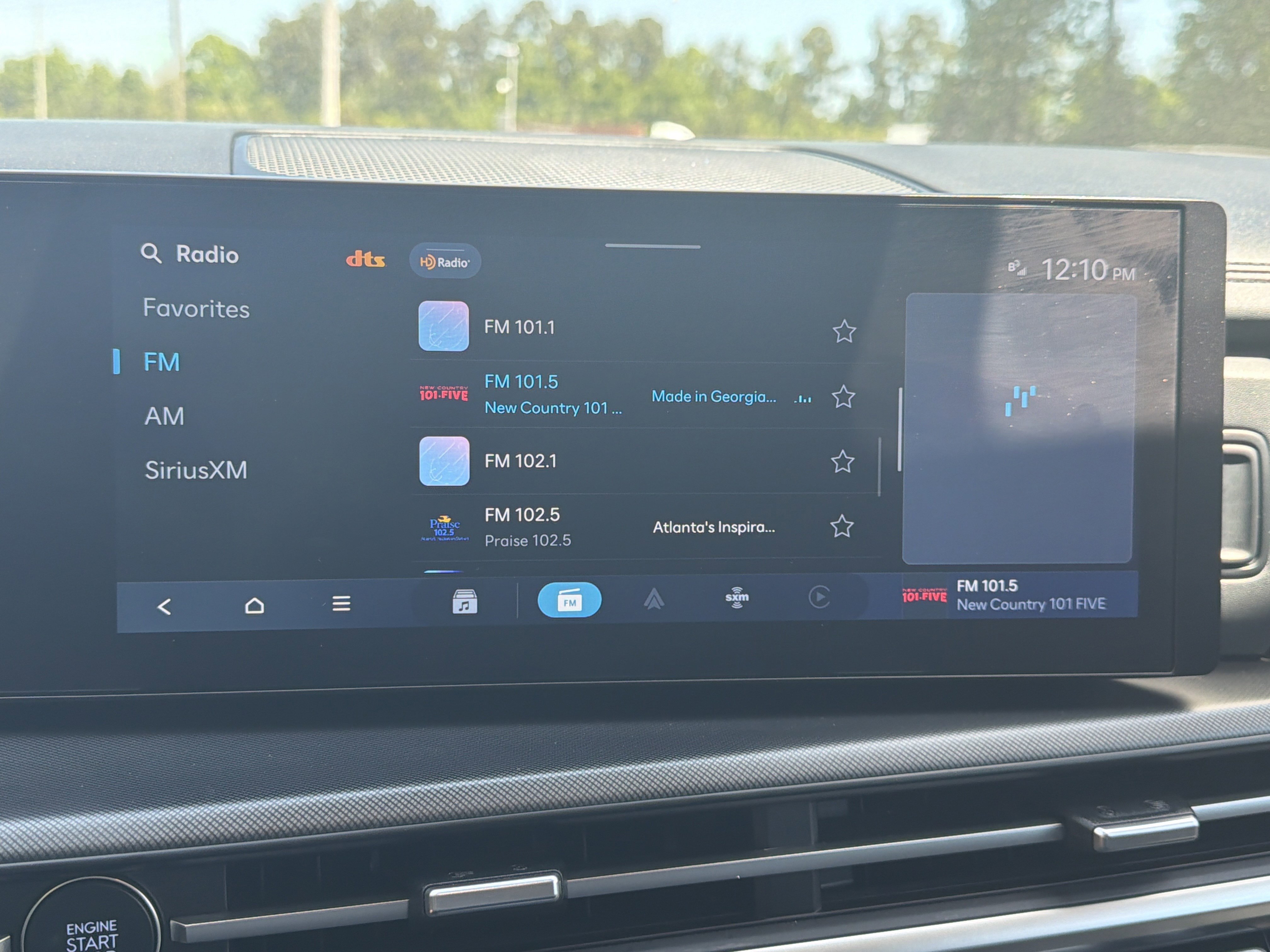 Used 2024 Phantom Black Hyundai SEL image 6