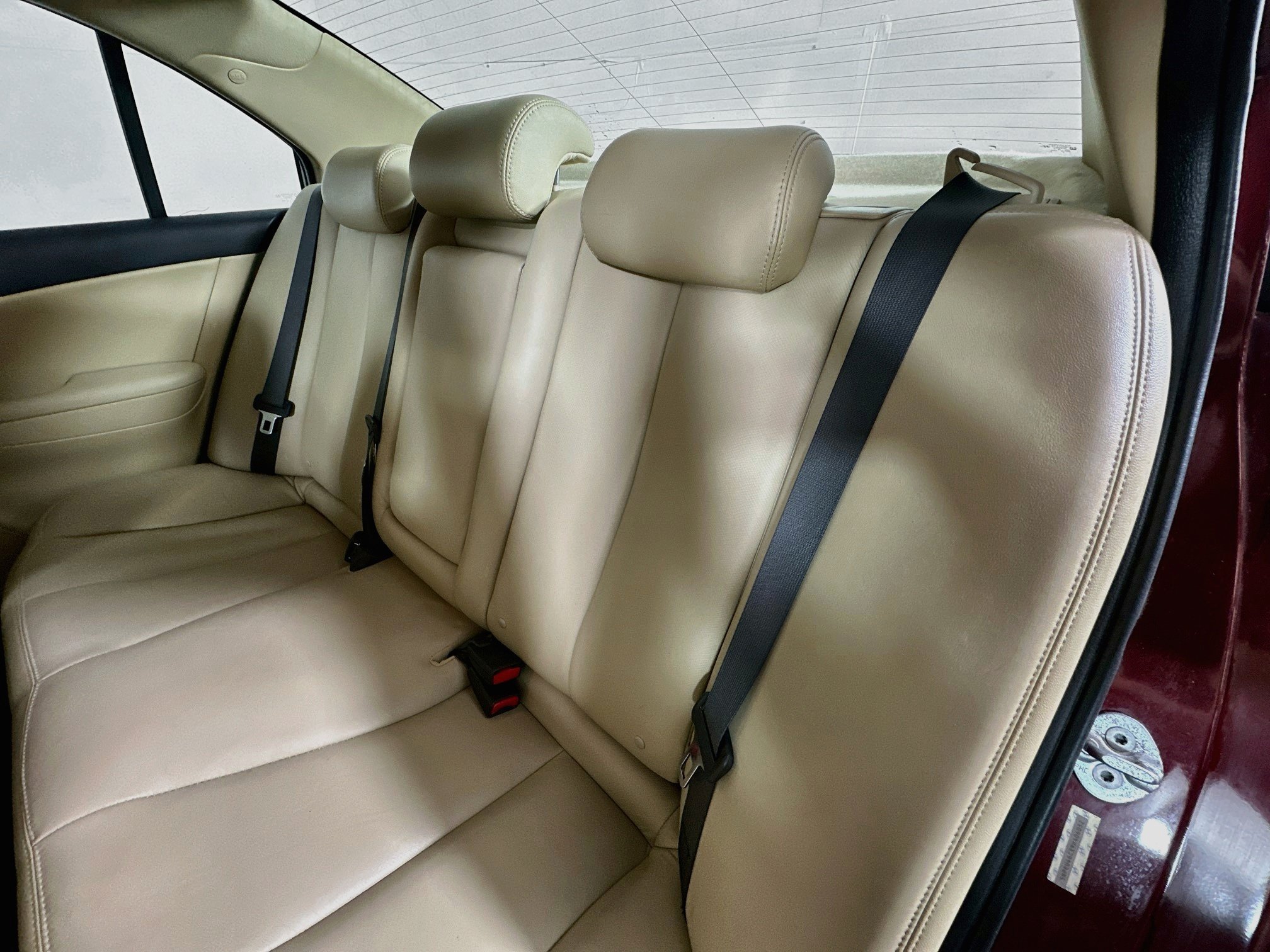 Used 2009 Dark Cherry Red Hyundai Limited image 24