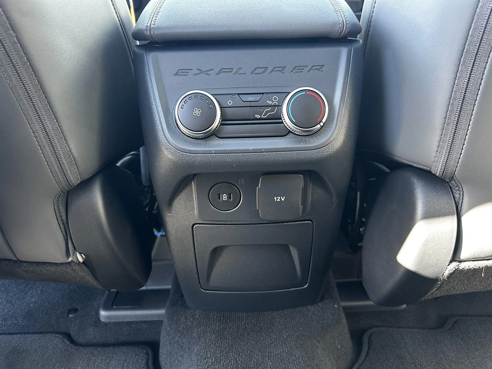 New 2026 Carbonized Gray Metallic Ford Active image 14