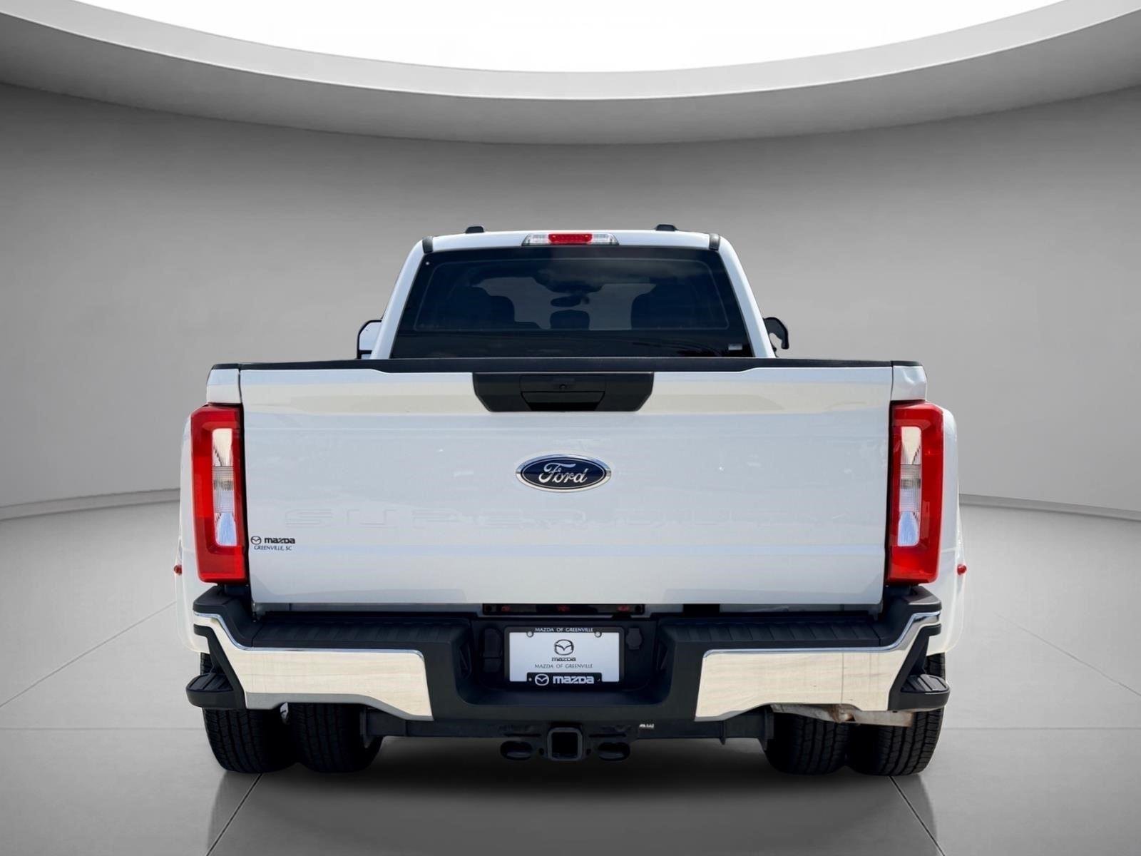 Used 2024 Oxford White Ford XL image 8