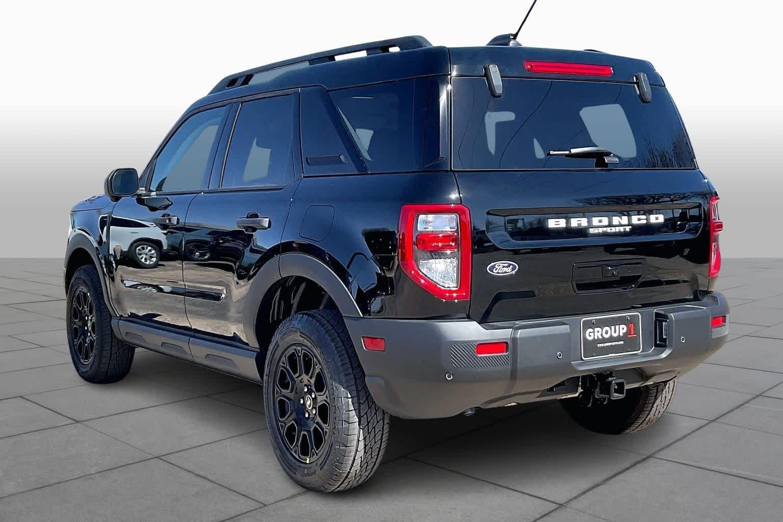 New 2026 Shadow Black Ford Badlands® image 12