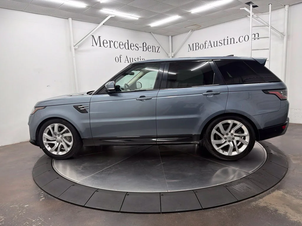 Used 2020 Blue Land Rover HSE image 4