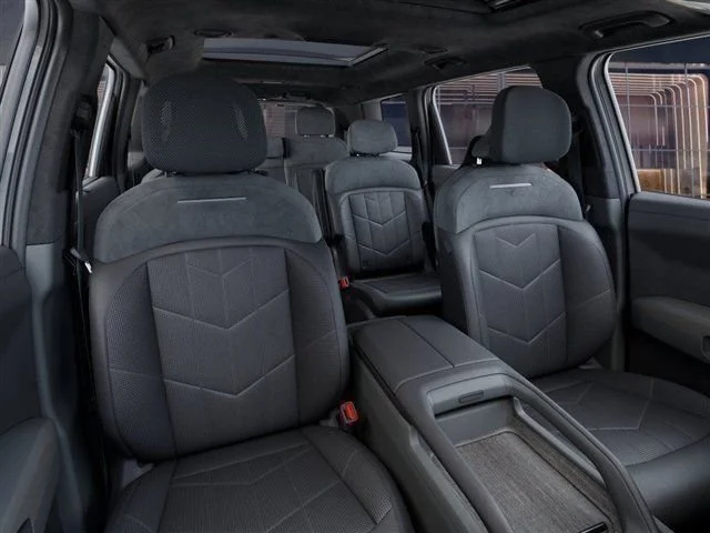 New 2027 Glacial White Pearl Kia X-LINE SX PRESTIGE image 15