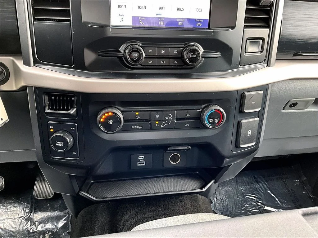 Certified Used 2021 Silver Ford XLT image 20