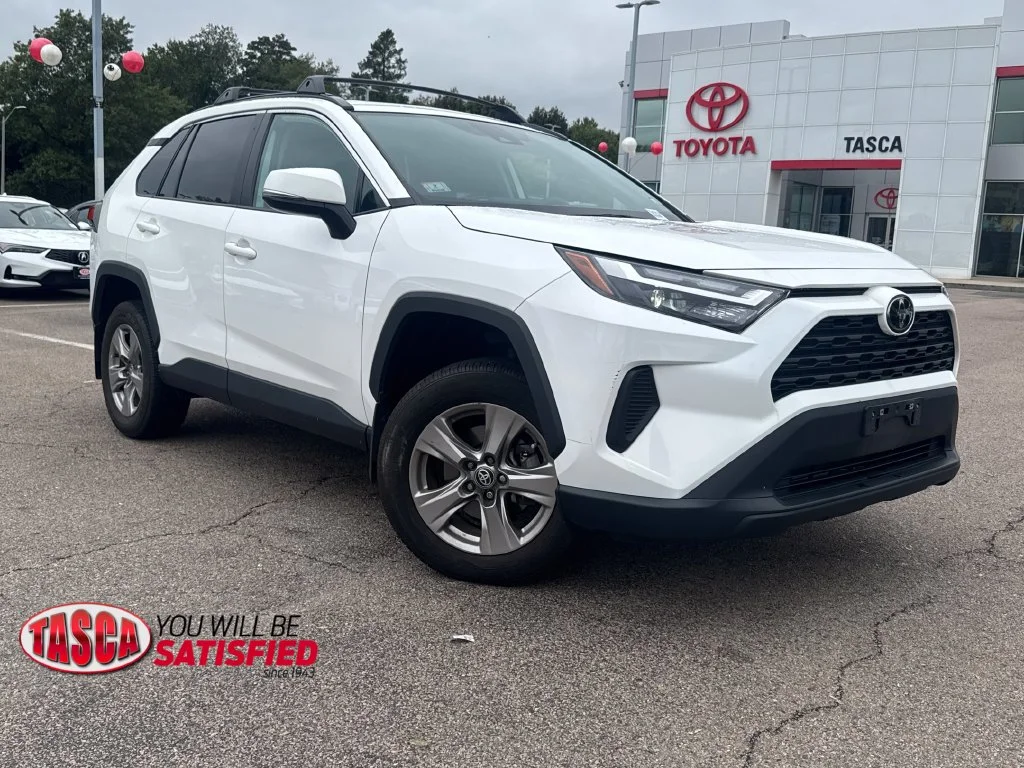 Used 2024 White Toyota XLE image 1