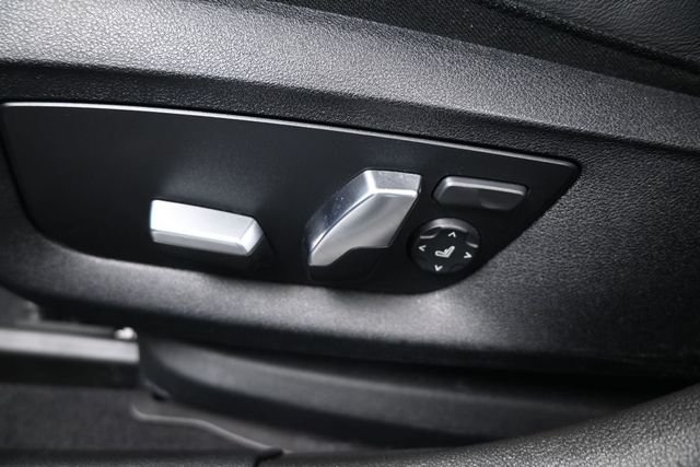 Used 2023 Gray BMW 530i image 33