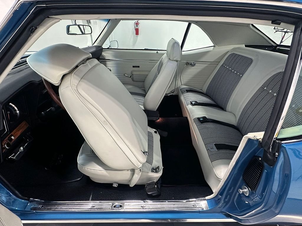Used 1969 Blue Chevrolet  image 65