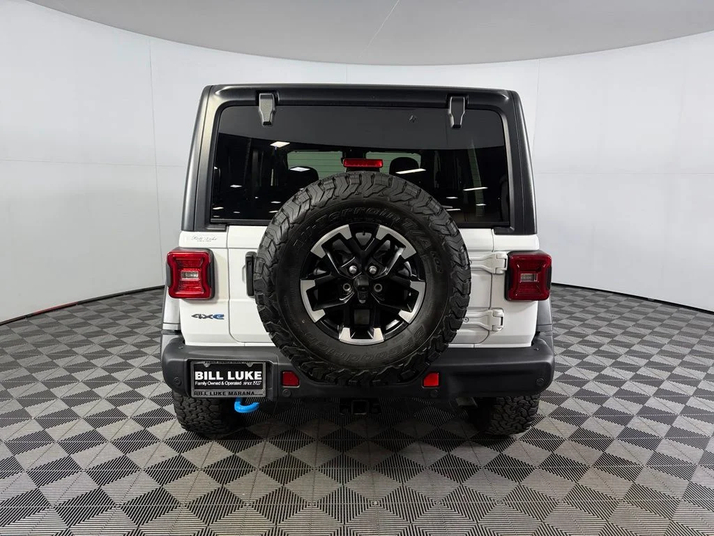 Used 2024 White Jeep Rubicon 4xe image 11