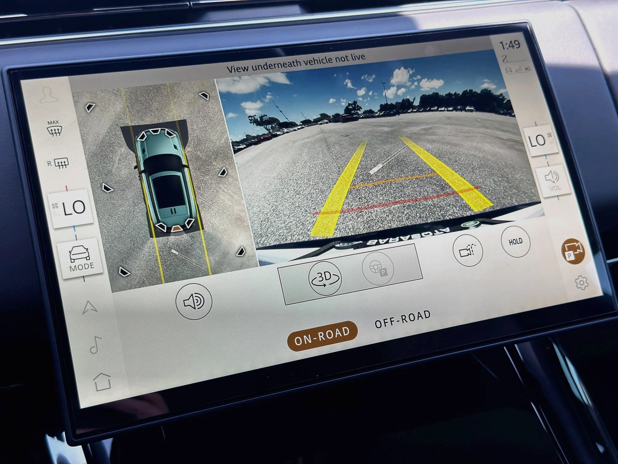 New 2026 Fuji White Land Rover Dynamic SE image 35