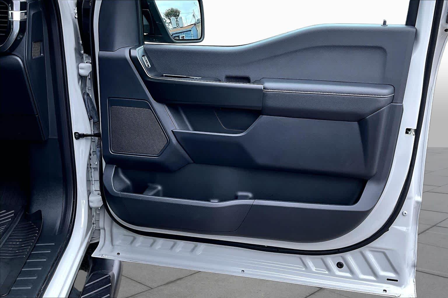 Used 2024 Avalanche Gray Ford STX image 23