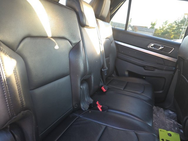 Used 2018 Silver Ford XLT image 14