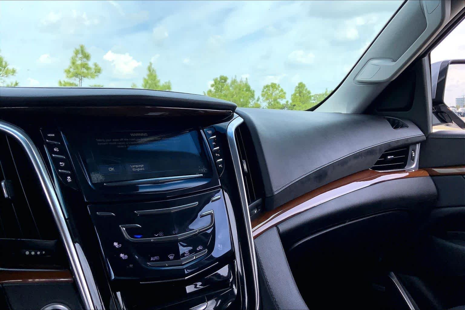 Used 2018 Satin Steel Metallic Cadillac Luxury image 35