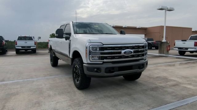 New 2026 Star White Metallic Tri-Coat Ford F-250® King Ranch® image 73