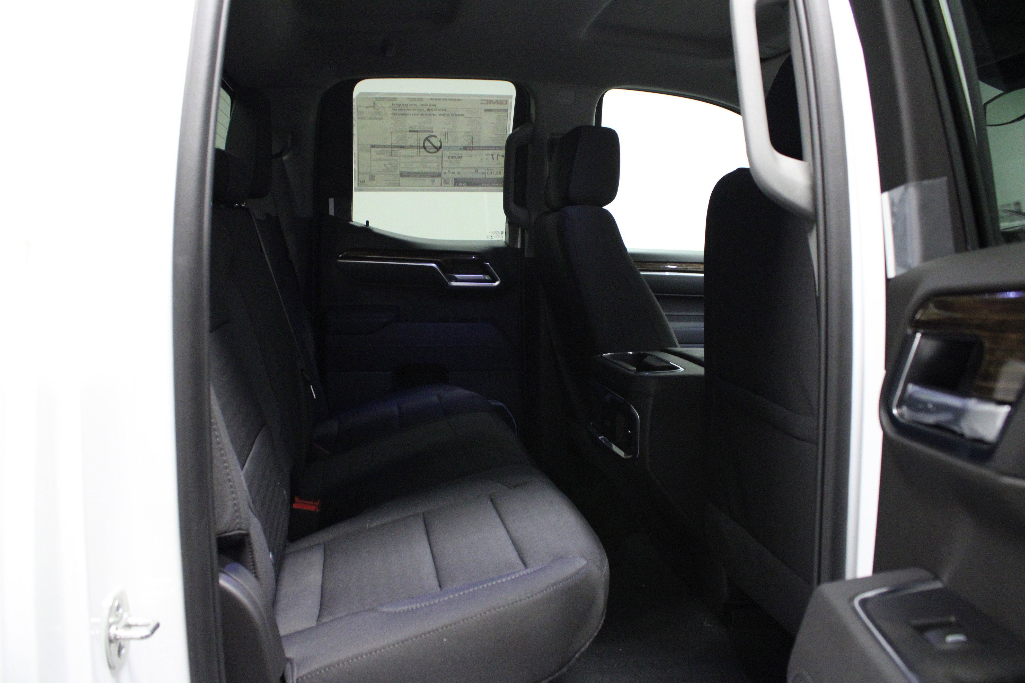 2025 GMC Sierra 1500 Elevation - Photo 14