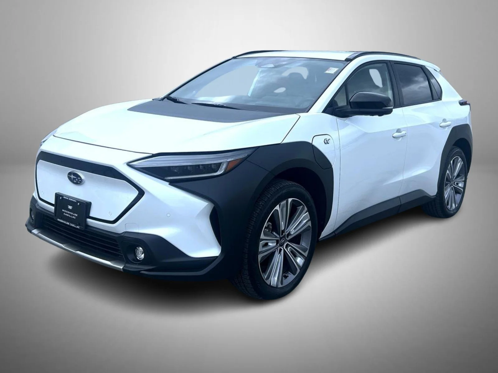 Used 2023 White Subaru Limited image 1