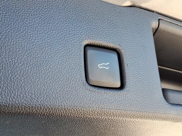 Used 2025  Ford ST-Line Select image 27