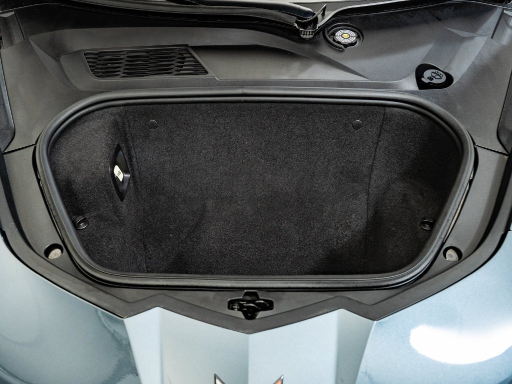 Used 2020 Shadow Gray Metallic Chevrolet Stingray image 21