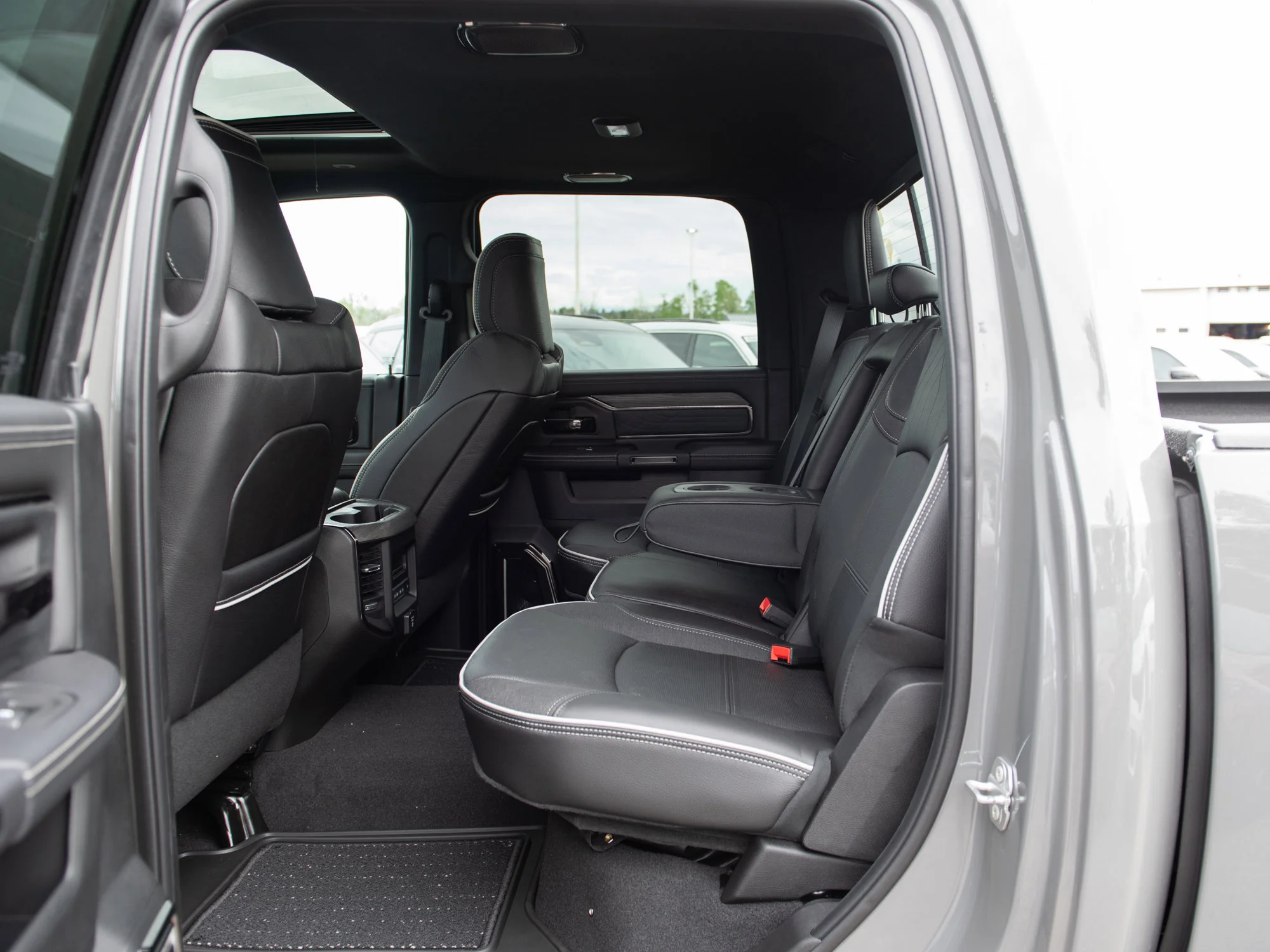 New 2026 Grey RAM Limited* image 23