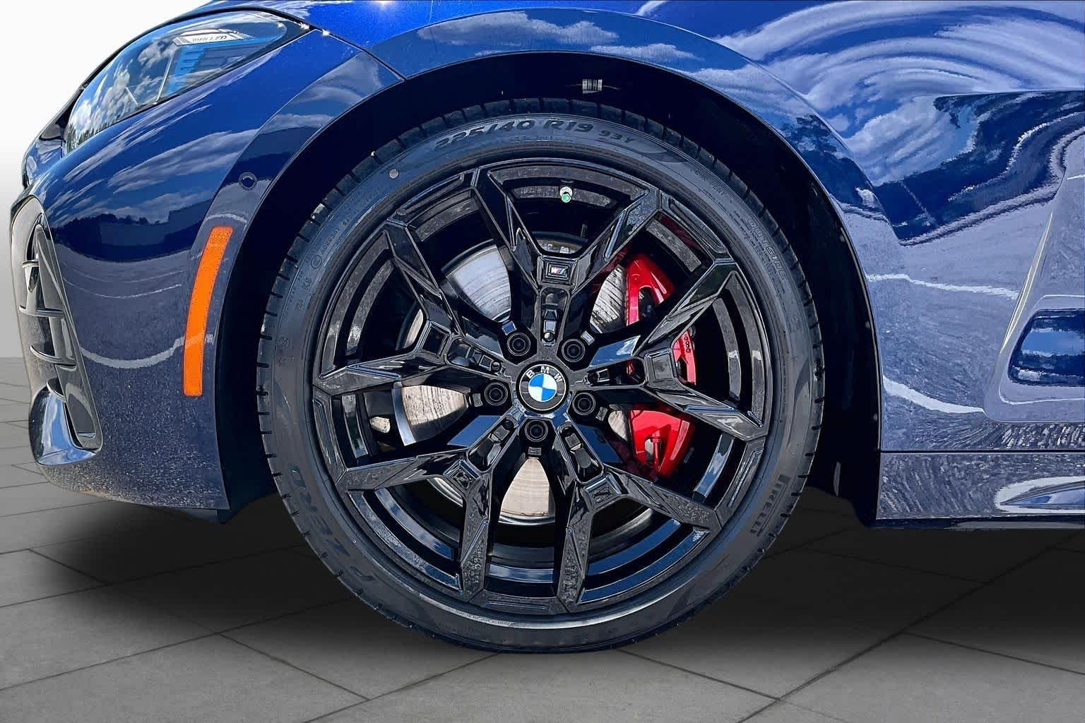 Used 2026 Tanzanite Blue II Metallic BMW M440i image 10
