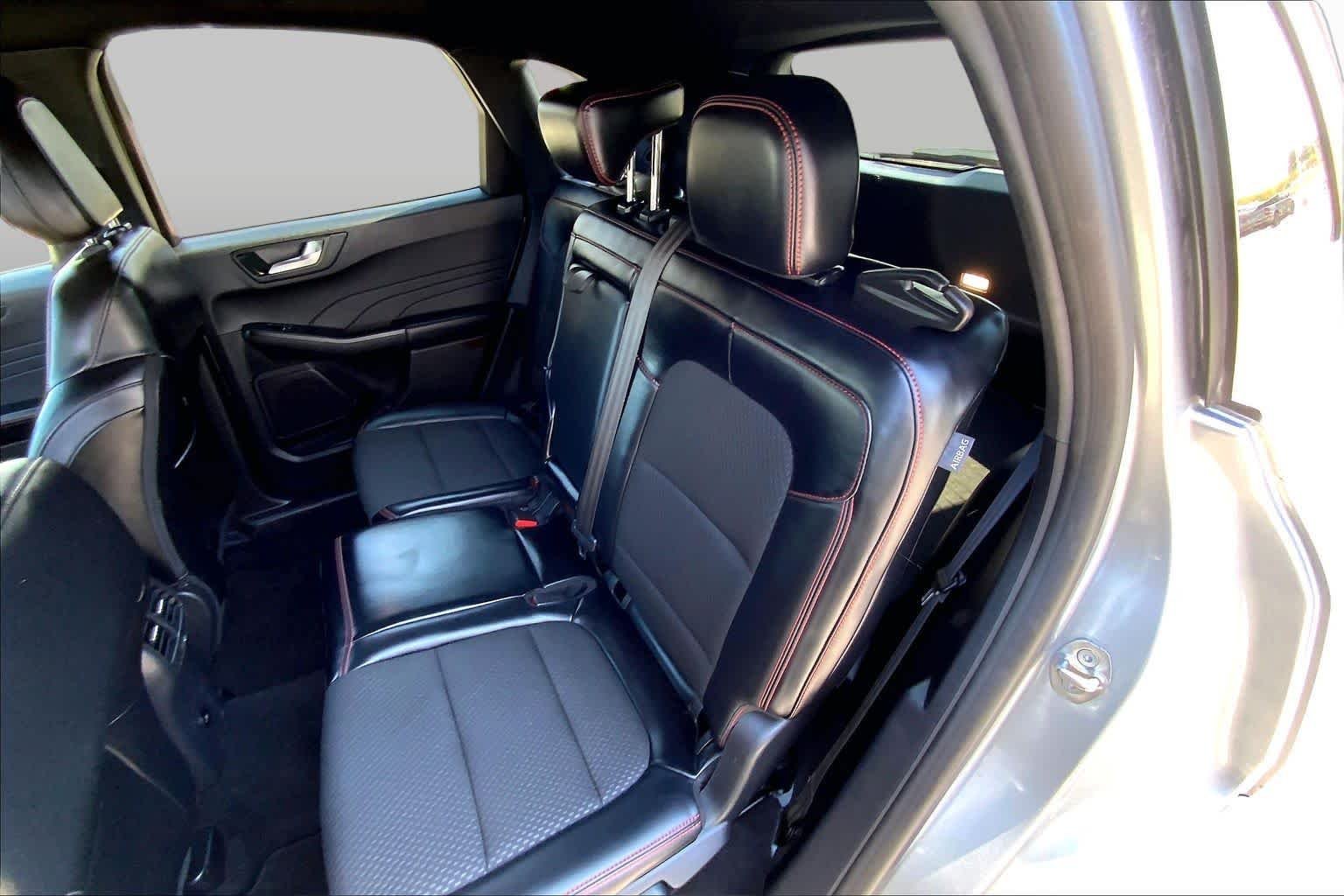 2024 Ford Escape ST-Line - Photo 19