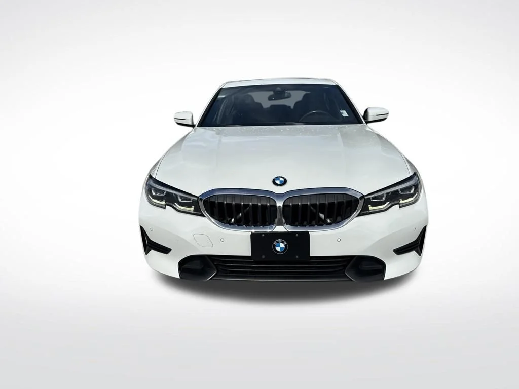 Used 2020 Alpine White BMW 330i image 3