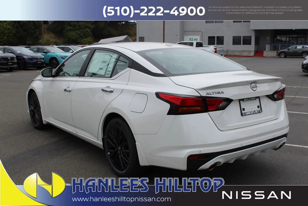 New 2025 White Nissan 2.5 SV image 9
