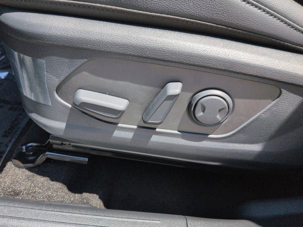New 2026 Gravity Gray Kia EX image 23