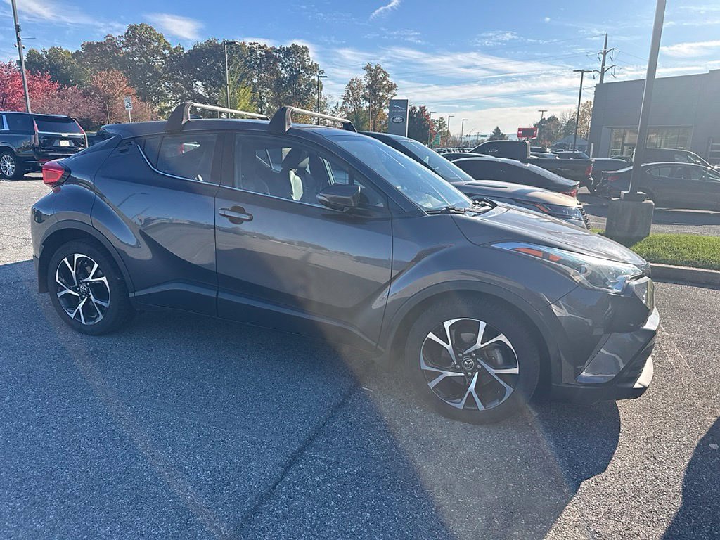 Used 2019 Magnetic Gray Metallic Toyota Limited image 10